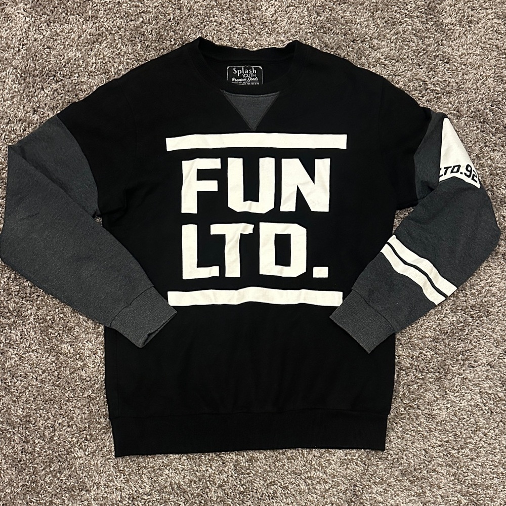 Splash Black & Gray 'FUN LTD.' Crewneck Sweater